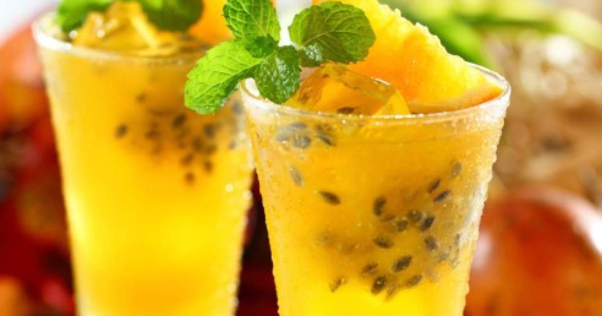 Passion fruit lemonade